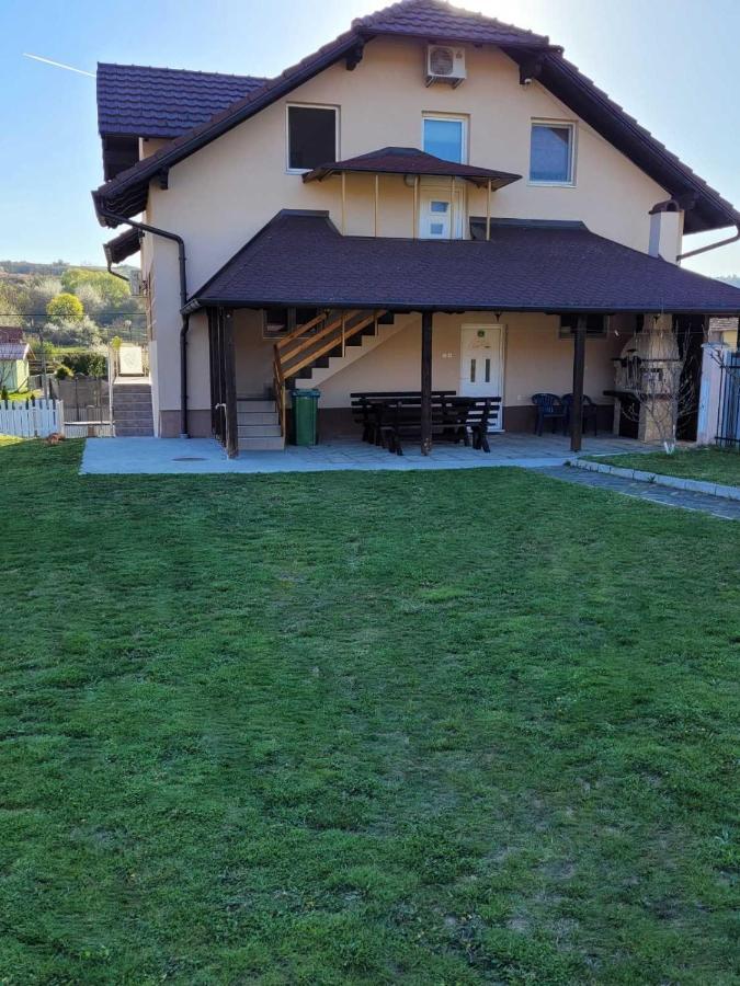 Apartmani Apolon Врднік Екстер'єр фото