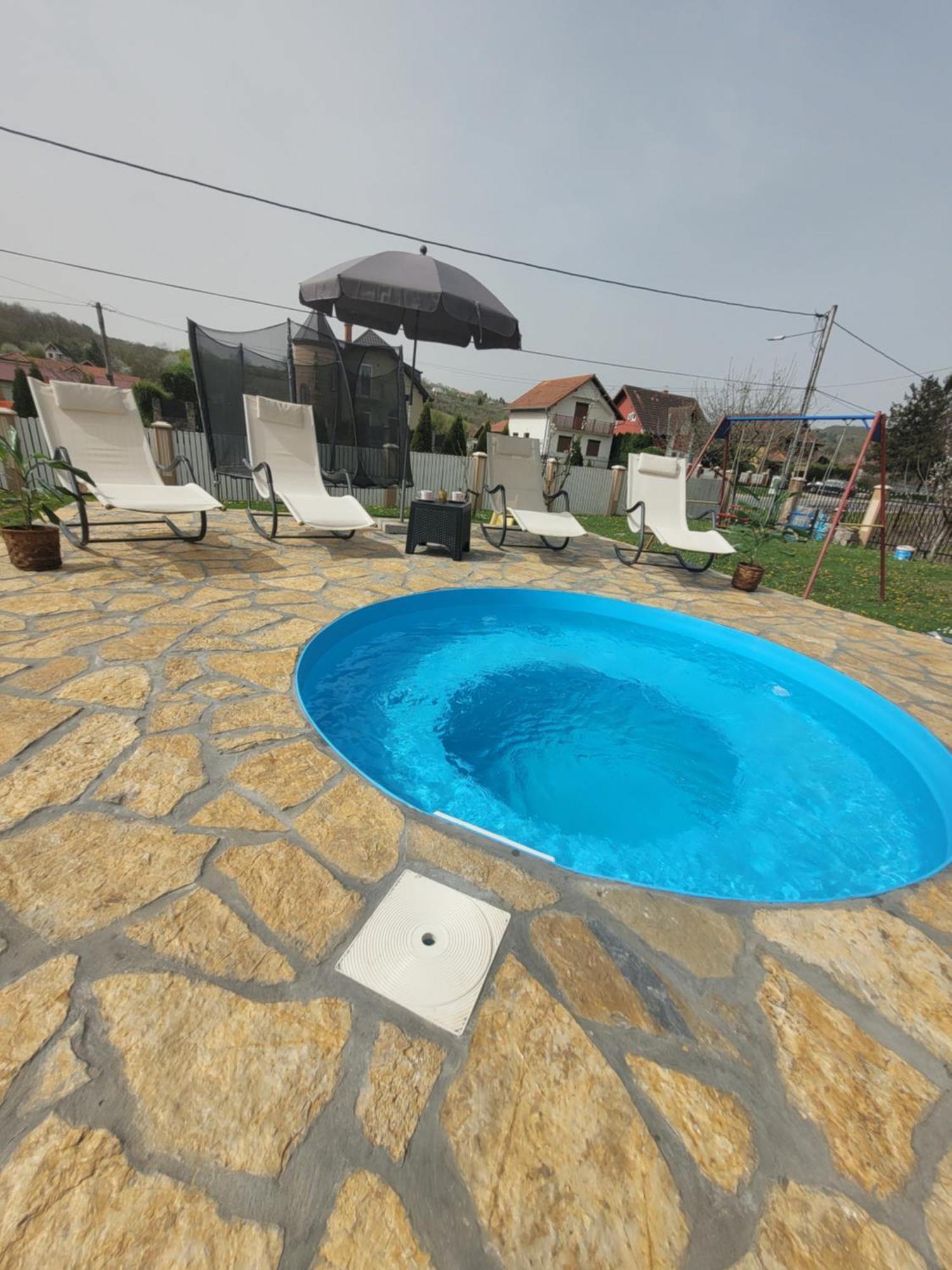 Apartmani Apolon Врднік Екстер'єр фото