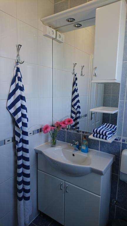 Apartmani Apolon Врднік Екстер'єр фото